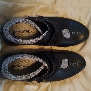 Womens Timberland Leather Waterproof Casual Shoes